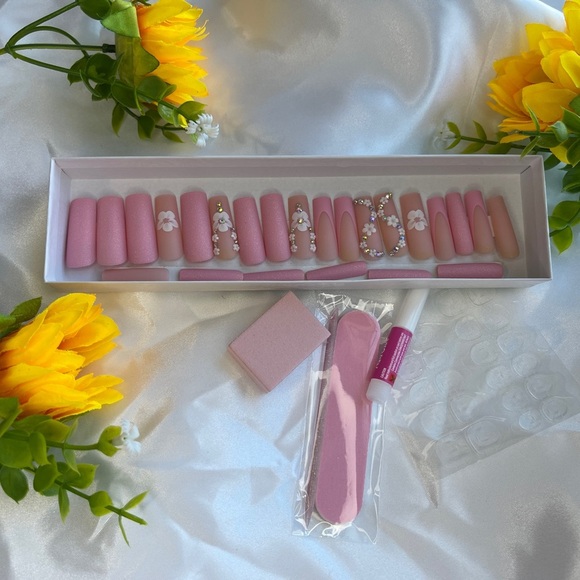 Soft Pink Matte Press-On Nails with Floral and Rhinestone Accents - Picture 3 of 3